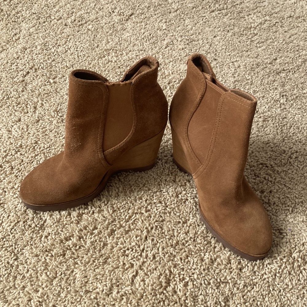 Michael kors suede brown wedge booties size 7
